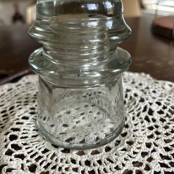Vintage Glass Insulator - Picture 1 of 5